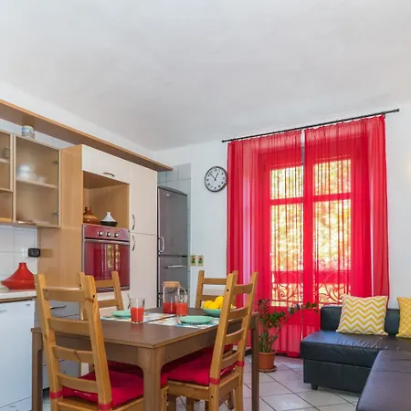 Sunny By Wonderful Italy * Turin